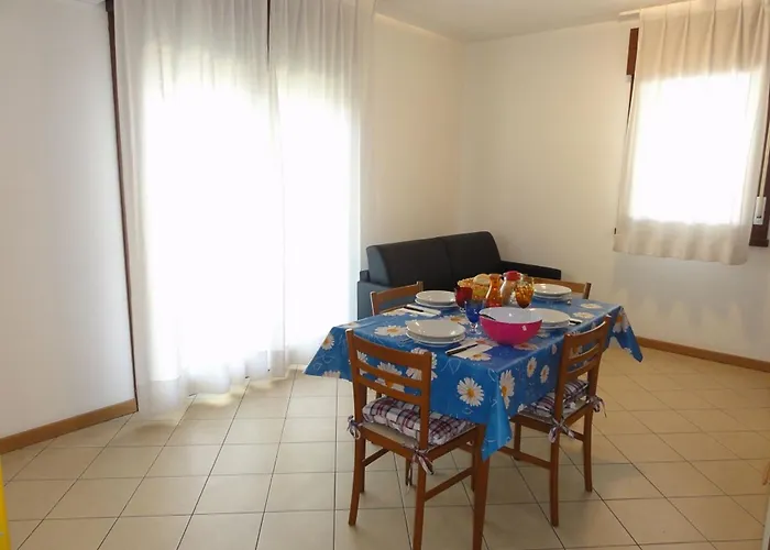 Cozy Near The * Bibione